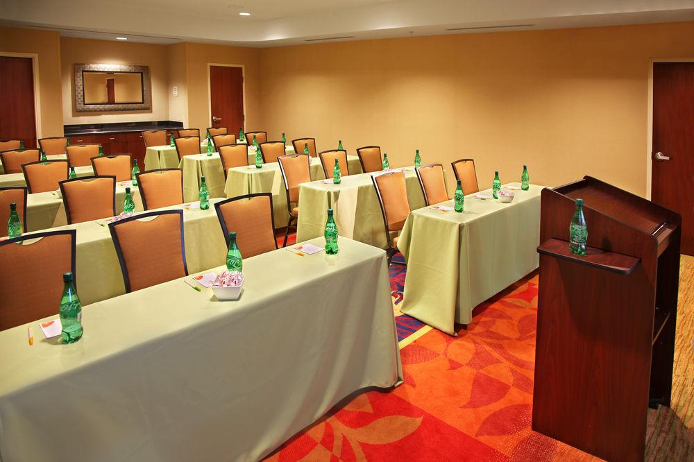 Courtyard By Marriott Stuart Hotel Exterior foto