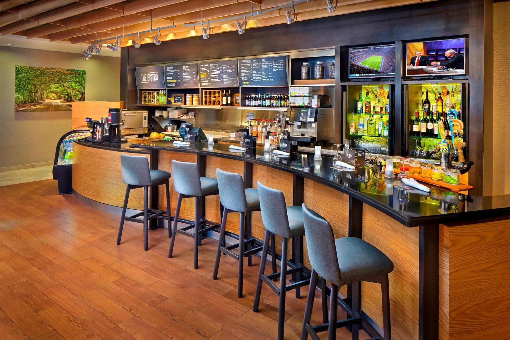 Courtyard By Marriott Stuart Hotel Exterior foto